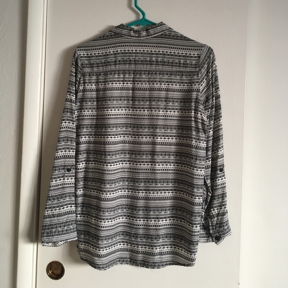 Black and White Pattern Button Down - Picture 3 of 6